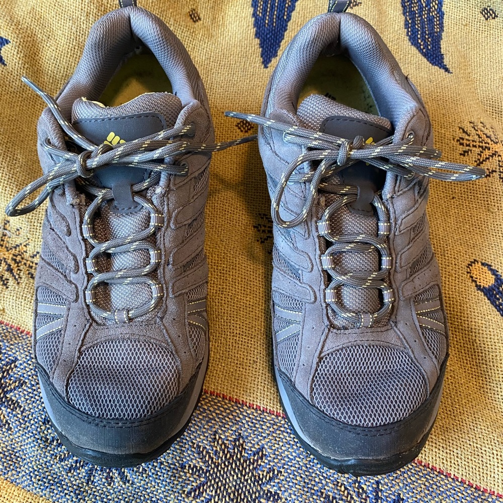 Columbia Redmond Low Shoe